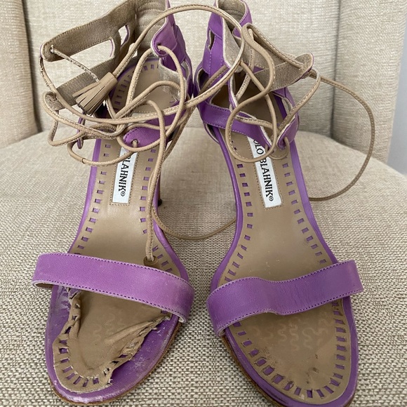Manolo Blahnik size 36.5 purple heels. Worn. Ships FREE. - Picture 5 of 10